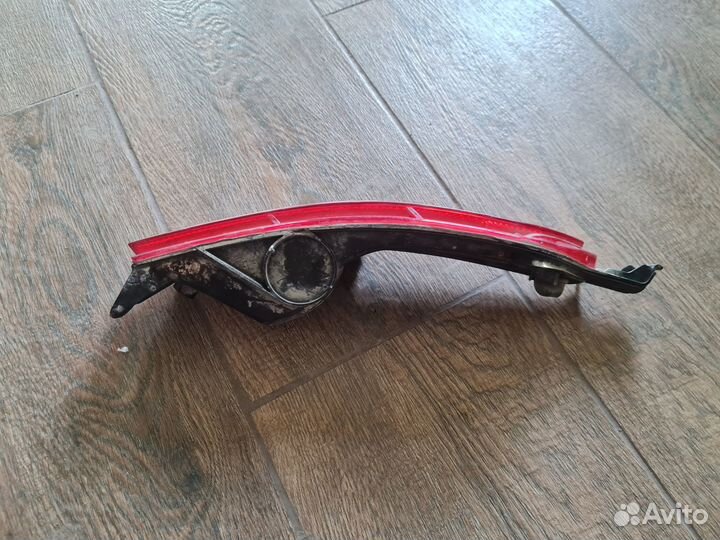 7p6945702c отражатель задний touareg nf