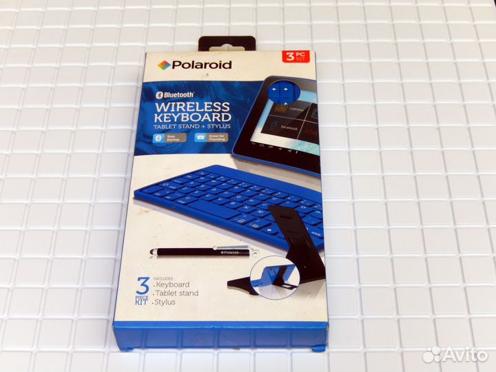Bluetooth клавиатура, стилус и подставка Polaroid