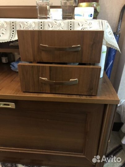 Трюмо и вешалка