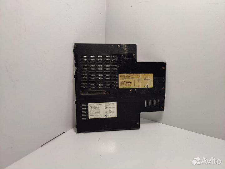 Крышка нижняя отсека HDD, RAM ZYE3CZ01bdtn для ноу