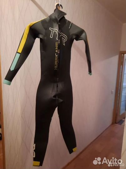 Гидрокостюм женский TYR Hurricane CAT 2