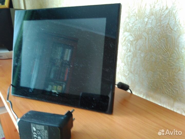 Фоторамка цифровая digma