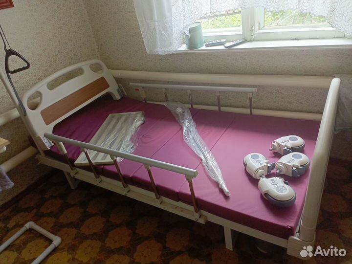 Кровать функциональная медицинская с матрасом