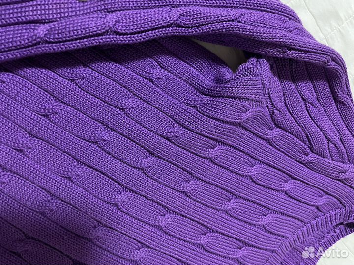 Свитер женский