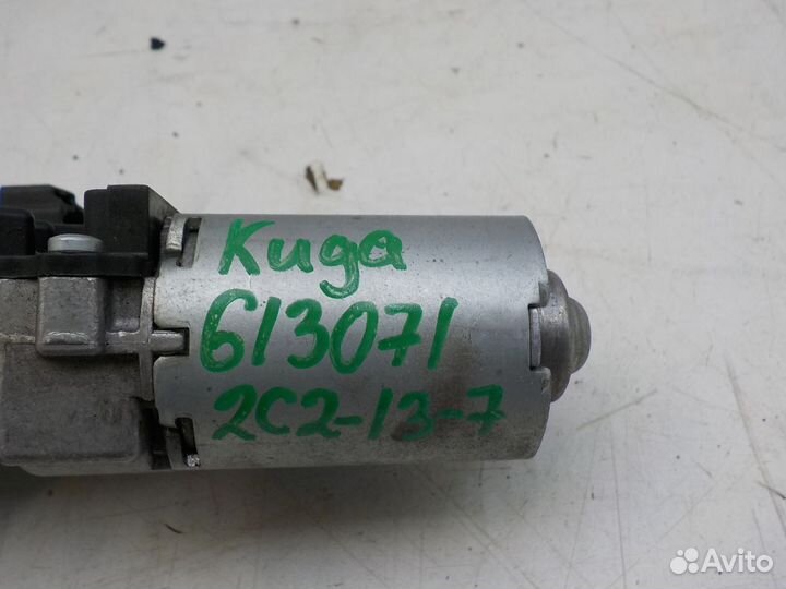 Мотор стеклоочистителя Ford Kuga 2008