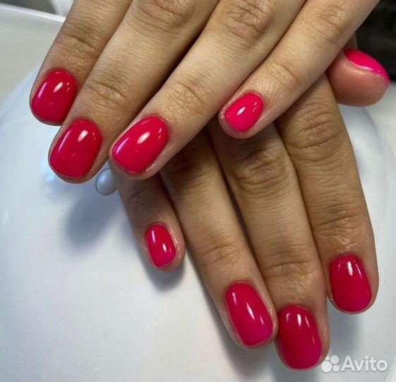 Маникюр и педикюр