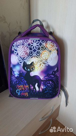 Школьный рюкзак