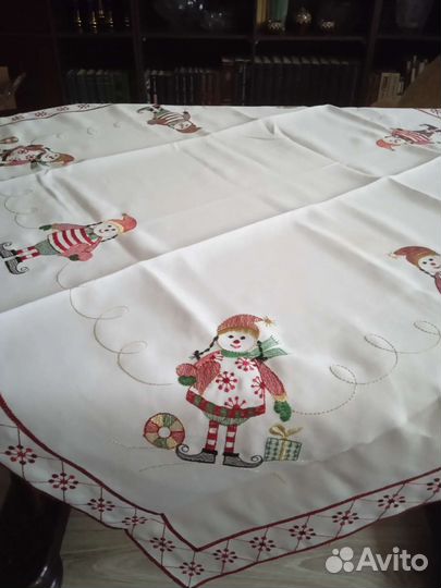 Скатерть детская с вышивкой