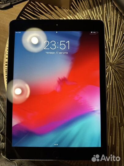 iPad 6 поколения 32 gb wi-fi + cellular