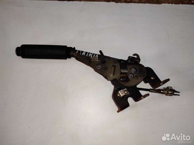 стояночный тормоз хендай матрикс 2005. рычаг ручника hyundai porter. стояночный тормоз хендай матрикс 2005. консоль ручника хендай матрикс. рычаг стояночного тормоза хендай нд 78.