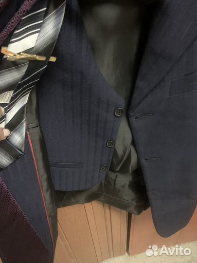 Пиджак и жилет школьный