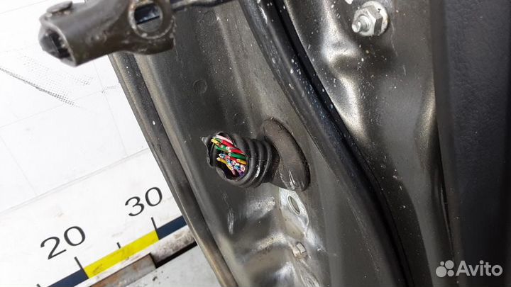 Дверь передняя правая Toyota Corolla Verso