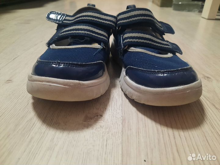 Ботинки на липучке