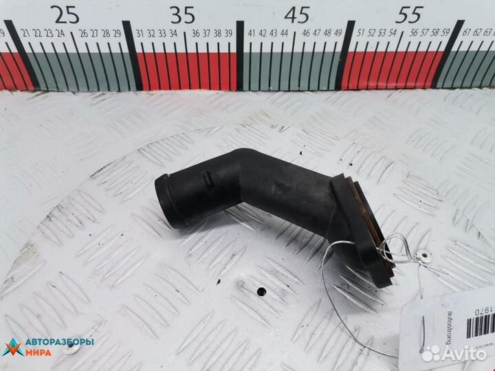 Корпус термостата Volkswagen Touran 2004