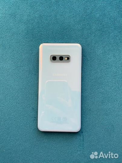 Samsung galaxy s10 белый