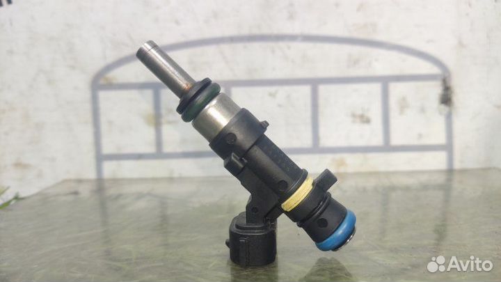 Форсунка топливная Mitsubishi Lancer CY4A 4B11