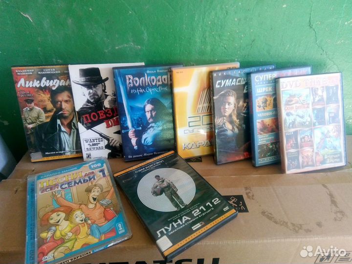 Видеокассеты Формат vhs Мульты,боевики,Рок Концерт