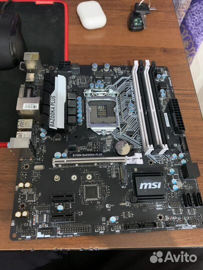 Материнская плата b150m