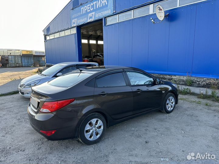 Hyundai Solaris 1.6 AT, 2015, 135 000 км