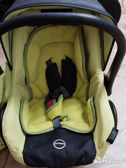 Коляска 3 в 1 Zippy Tutis