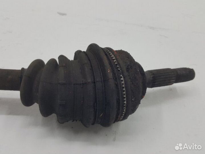 Привод передний левый Peugeot 207