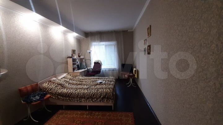 Коттедж 183 м² на участке 10 сот.