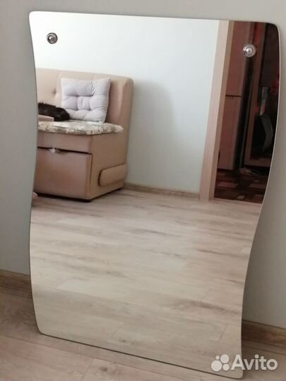 Зеркало фигурное 60х90 см