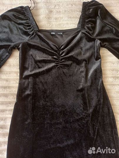 Черное платье