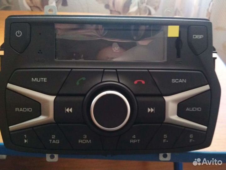 Штатная мультимедиа Веста св кросс