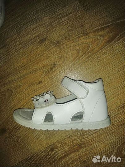 Босоножки для девочки