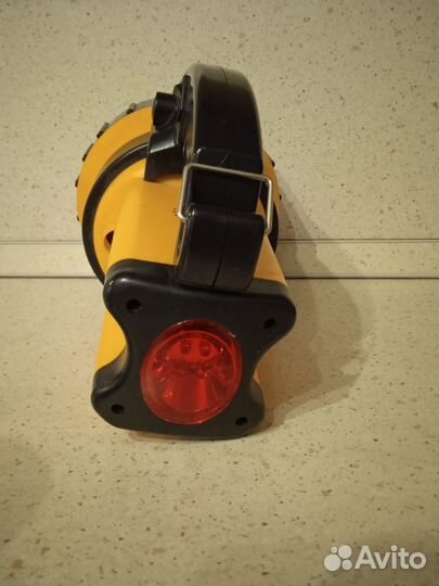 Фонарь прожектор