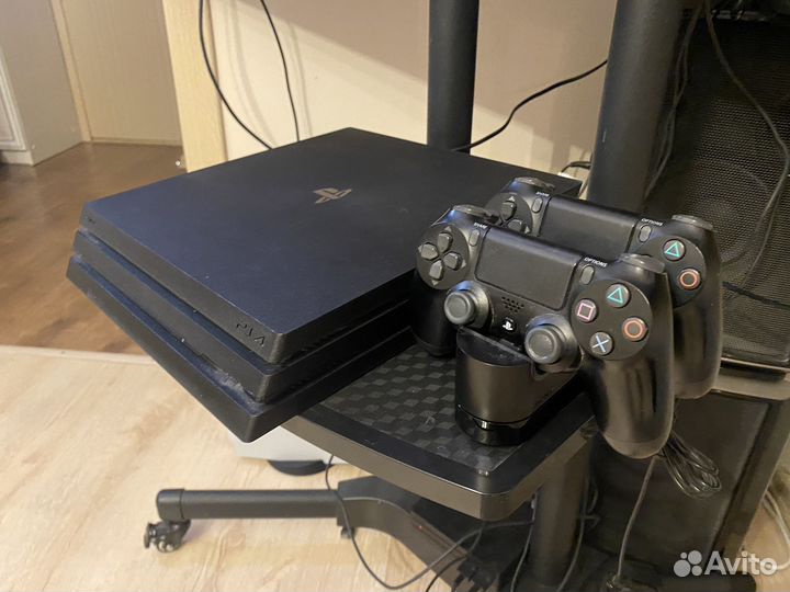 Sony PS4 pro 1tb