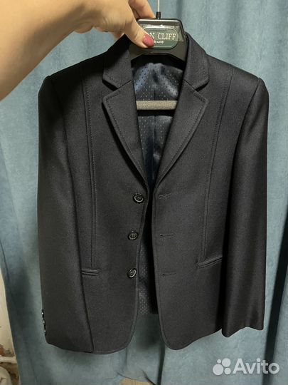 Пиджак новый van cliff truvor