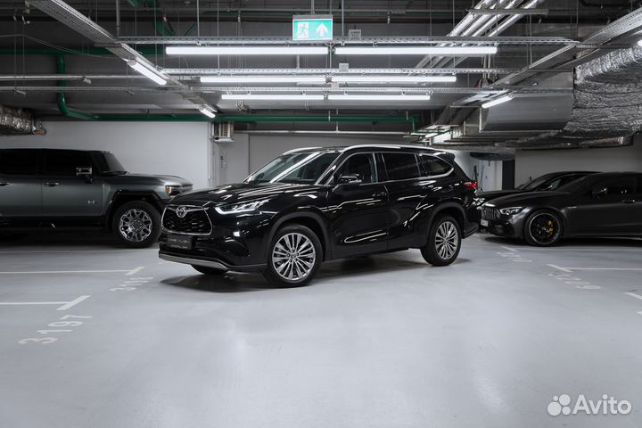 Toyota Highlander 2.0 AT, 2023, 1 км