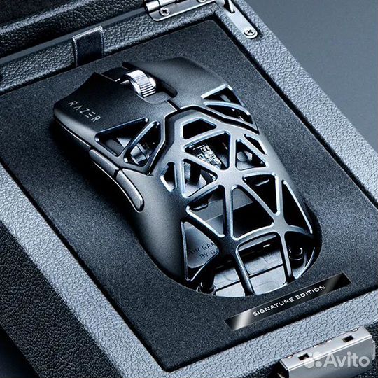 Игровая мышь Razer viper mini signature edition