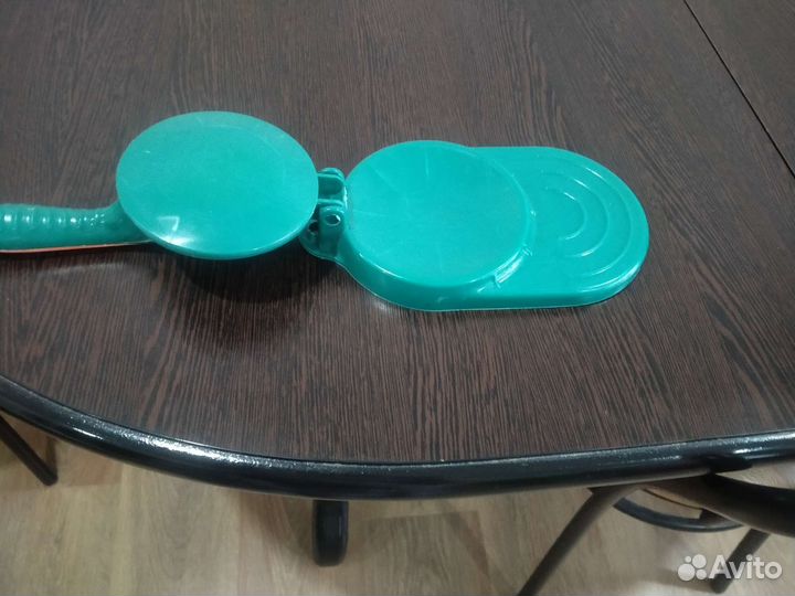 Прибор для раскатки теста на пельмени