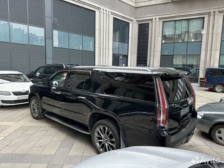 Cadillac Escalade 6.2 AT, 2019, 130 200 км