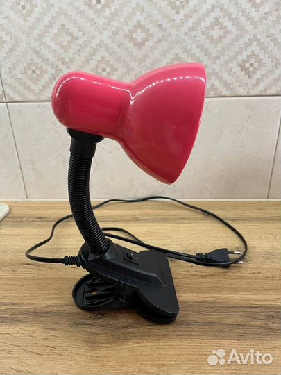 Лампа настольная