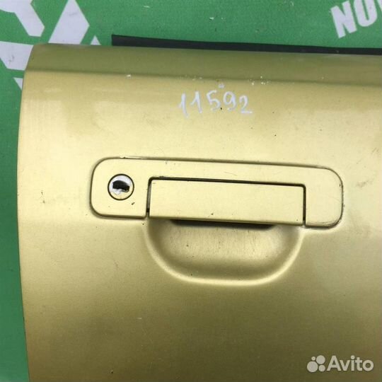 Дверь передняя правая Ауди 80 90 Б3