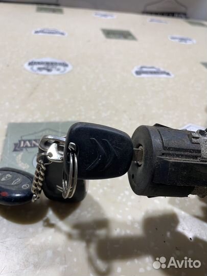 Замок зажигания с рулевой колонкой Citroen C4 B7