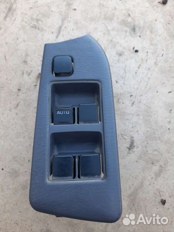 Блок кнопок водительской двери Nissan Almera N15