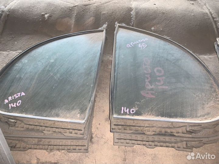 Форточка двери задняя Toyota Aristo S140