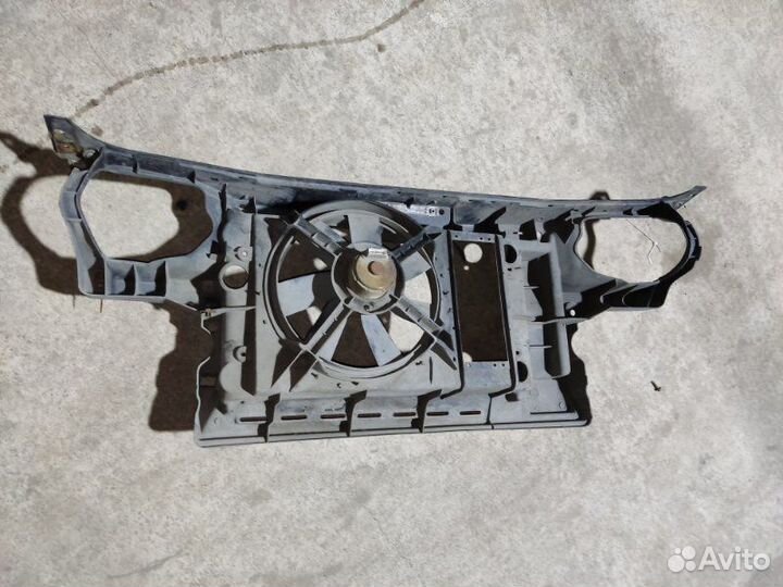 Панель телевизор Volkswagen Golf 3 хетчбек 1.8 AAM