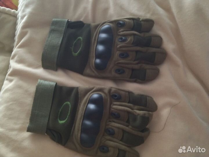 Перчатки тактические