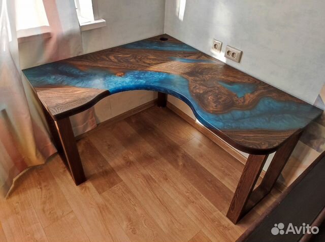 Изготовление столешниц из смолы и слэбов дерева