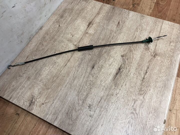 Трос передней двери Opel Astra h