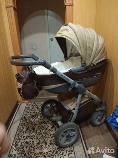 Коляска Expander Mondo