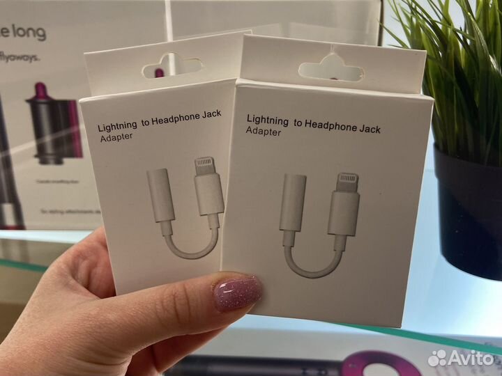 Перехoдник для iPhone XS AUX