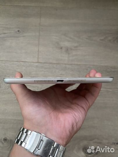 iPad 1 mini 16 gb Wi-Fi Cellular