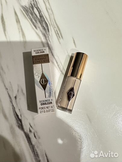 Консилер CharlotteTilbury ton 4 fair pale